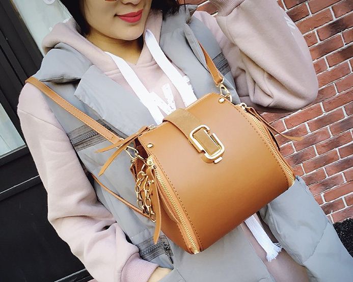 New Mini Cross Chain Backpack 20 Female Female Stu