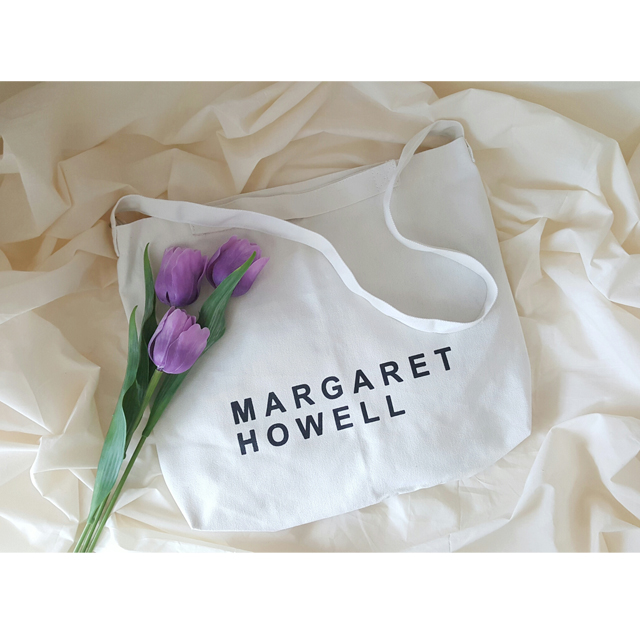 Casual canvas eco-bag with lightweight appeal 2col