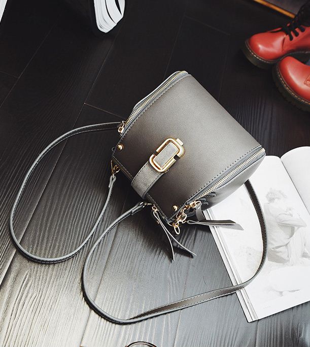 New Mini Cross Chain Backpack 20 Female Female Stu