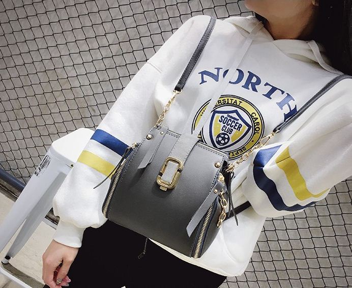 New Mini Cross Chain Backpack 20 Female Female Stu