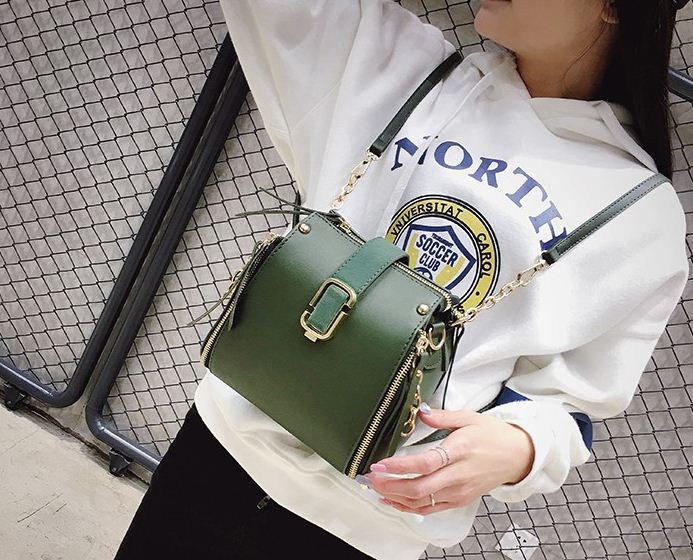 New Mini Cross Chain Backpack 20 Female Female Stu