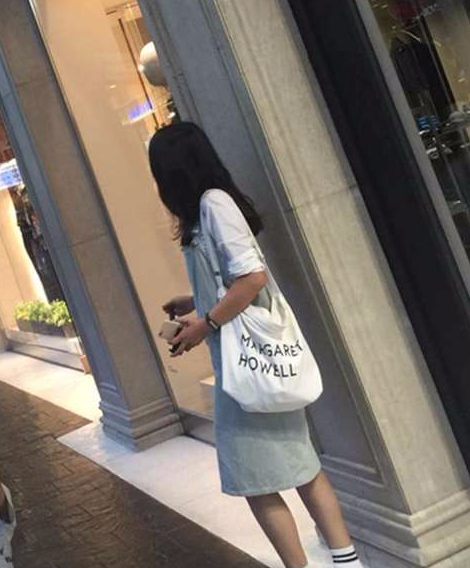 Casual canvas eco-bag with lightweight appeal 2col