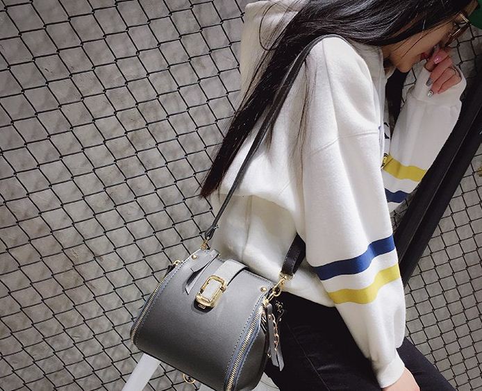 New Mini Cross Chain Backpack 20 Female Female Stu