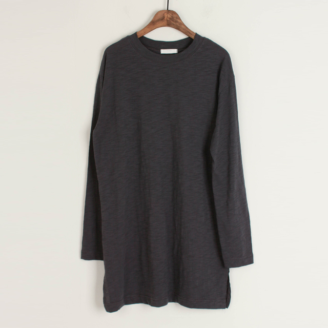 Long-sleeved T-shirt Long-sleeved T-shirt