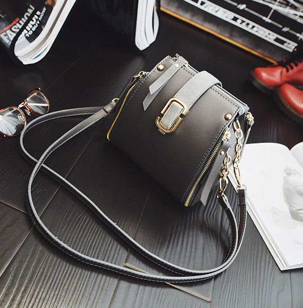 New Mini Cross Chain Backpack 20 Female Female Stu