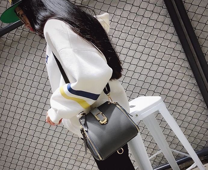 New Mini Cross Chain Backpack 20 Female Female Stu