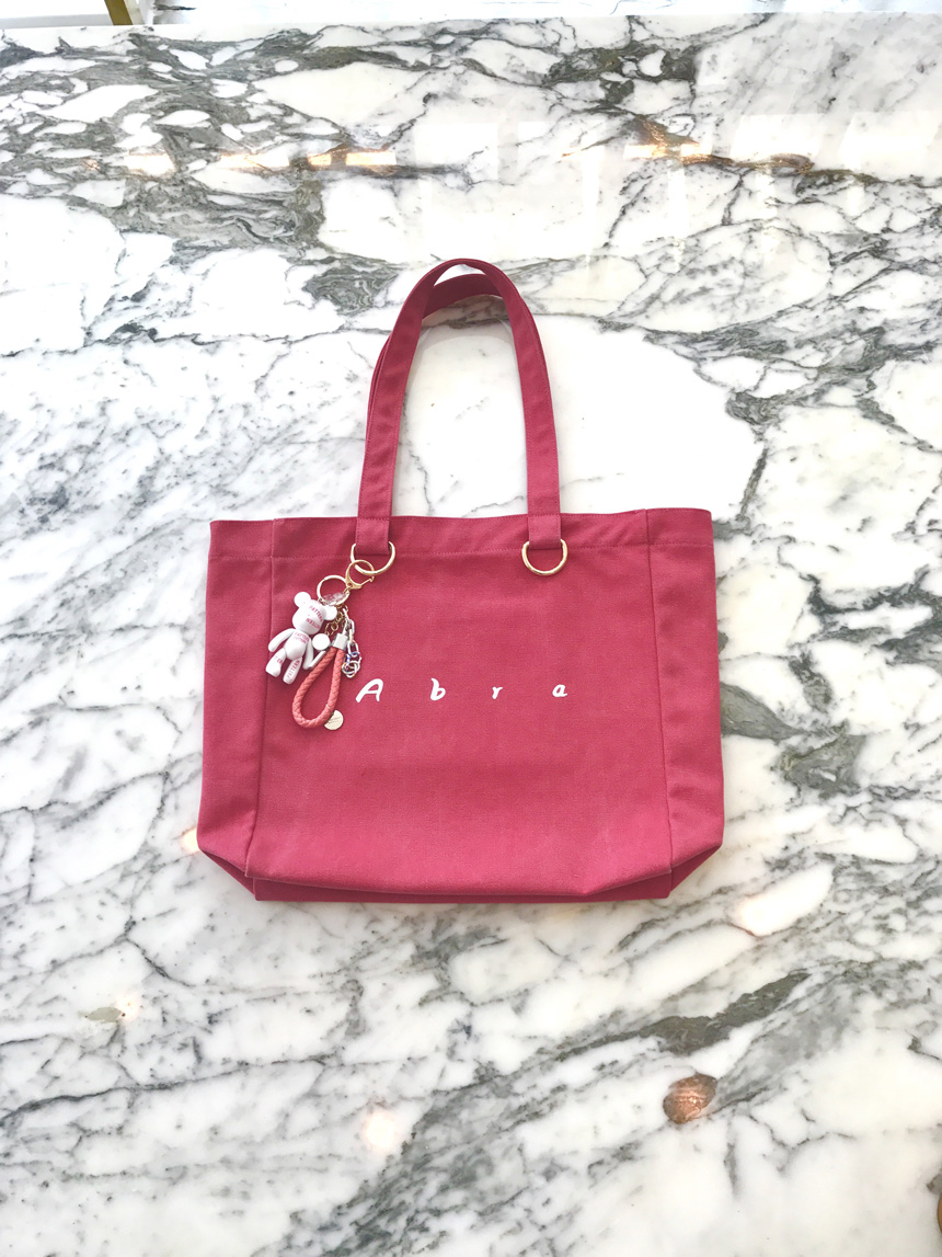 Abra Daily Canvas Echo Shoulder Bag Unique Styling