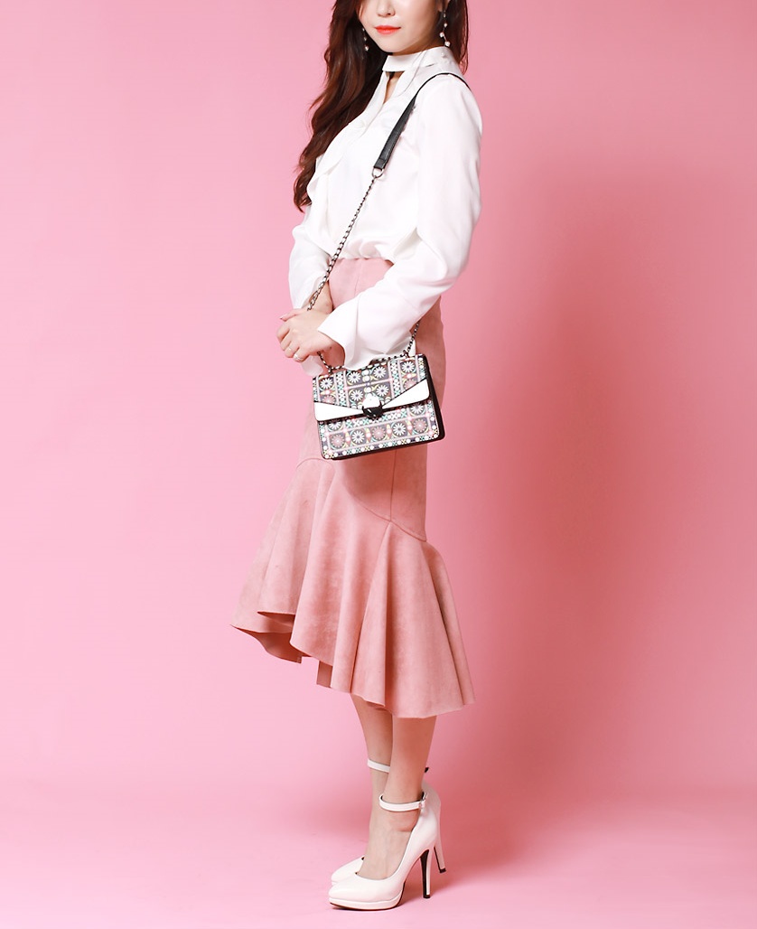 New CLOI Arris orris point pattern mini cross back