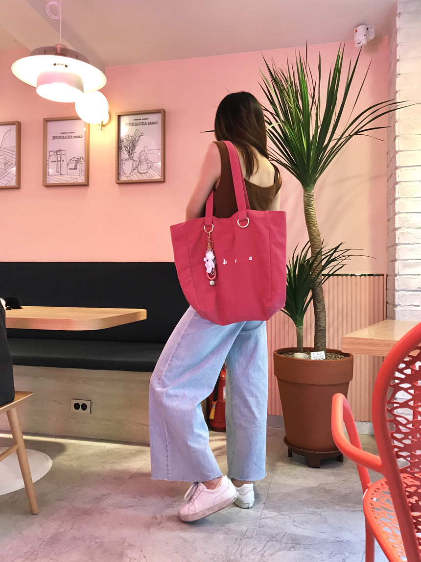 Abra Daily Canvas Echo Shoulder Bag Unique Styling