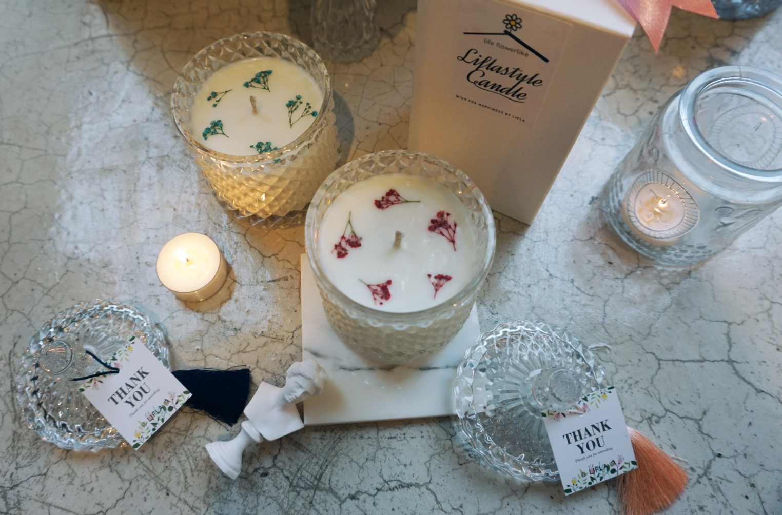 NEW CANDLE The elegance of the crystal container a