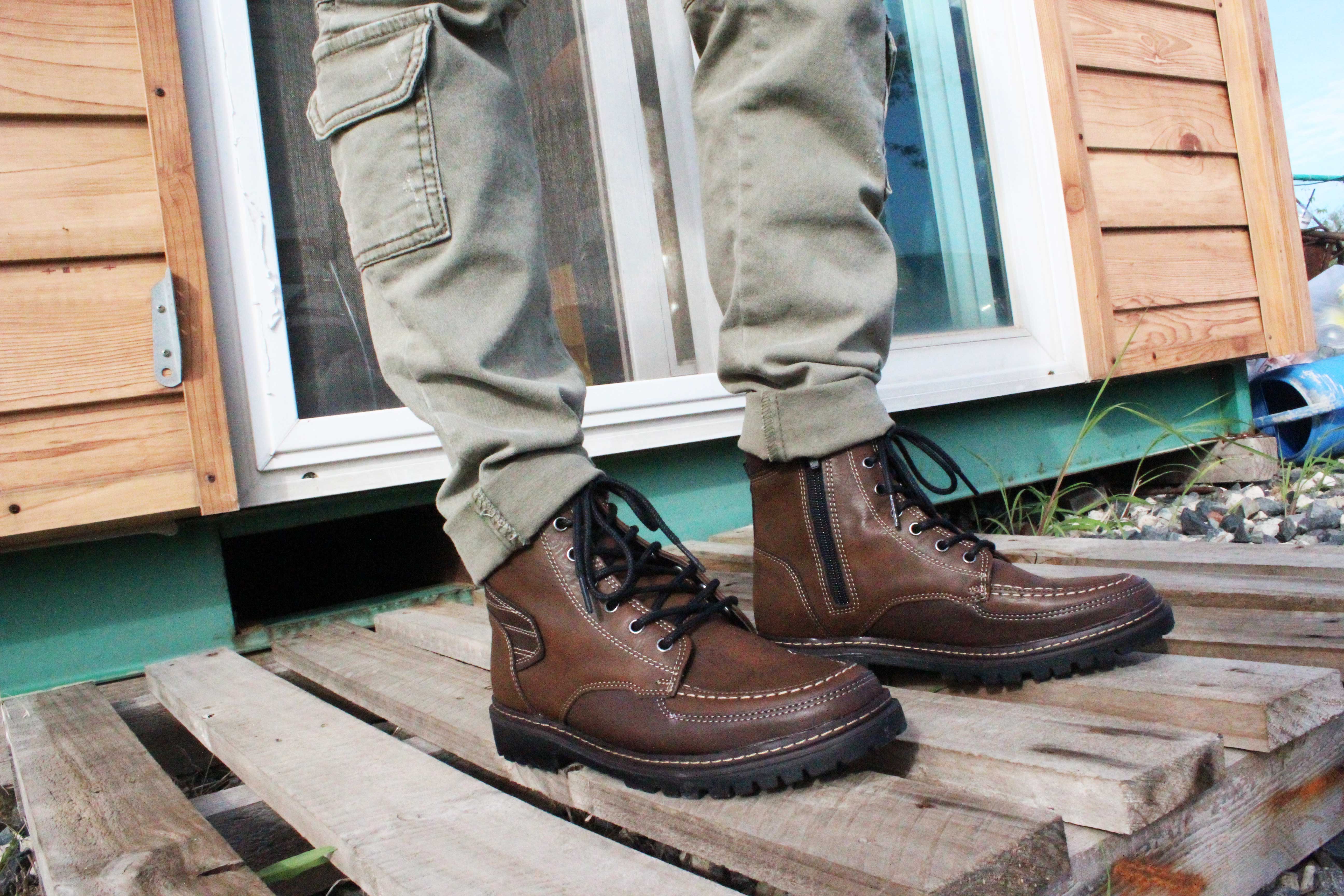 NEW MEN WALLKER BOOTS Men's Quilted Leather Wal