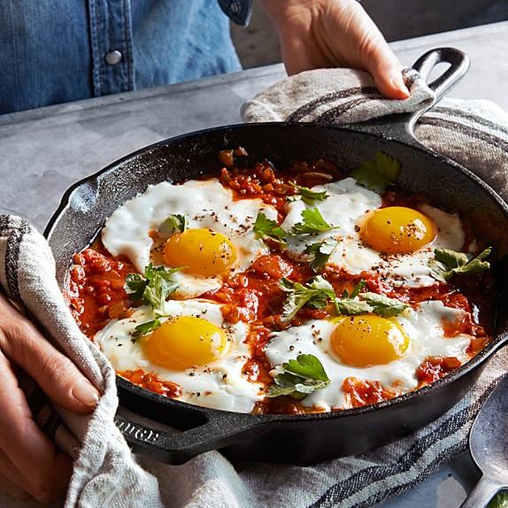 NEW FRYING PAN Lodge Skillet Cast Iron Fans 8 Inch