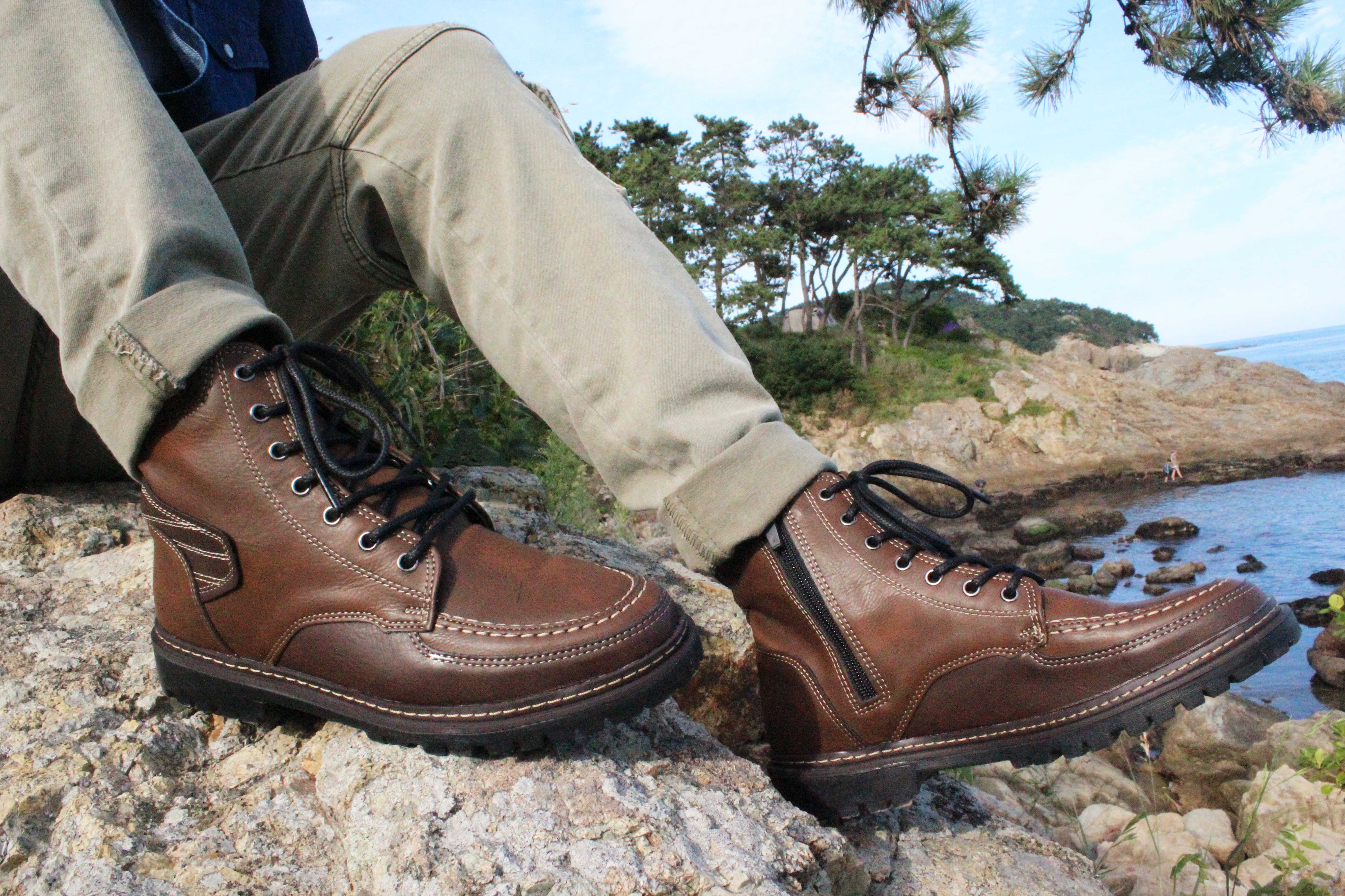 NEW MEN WALLKER BOOTS Men's Quilted Leather Wal