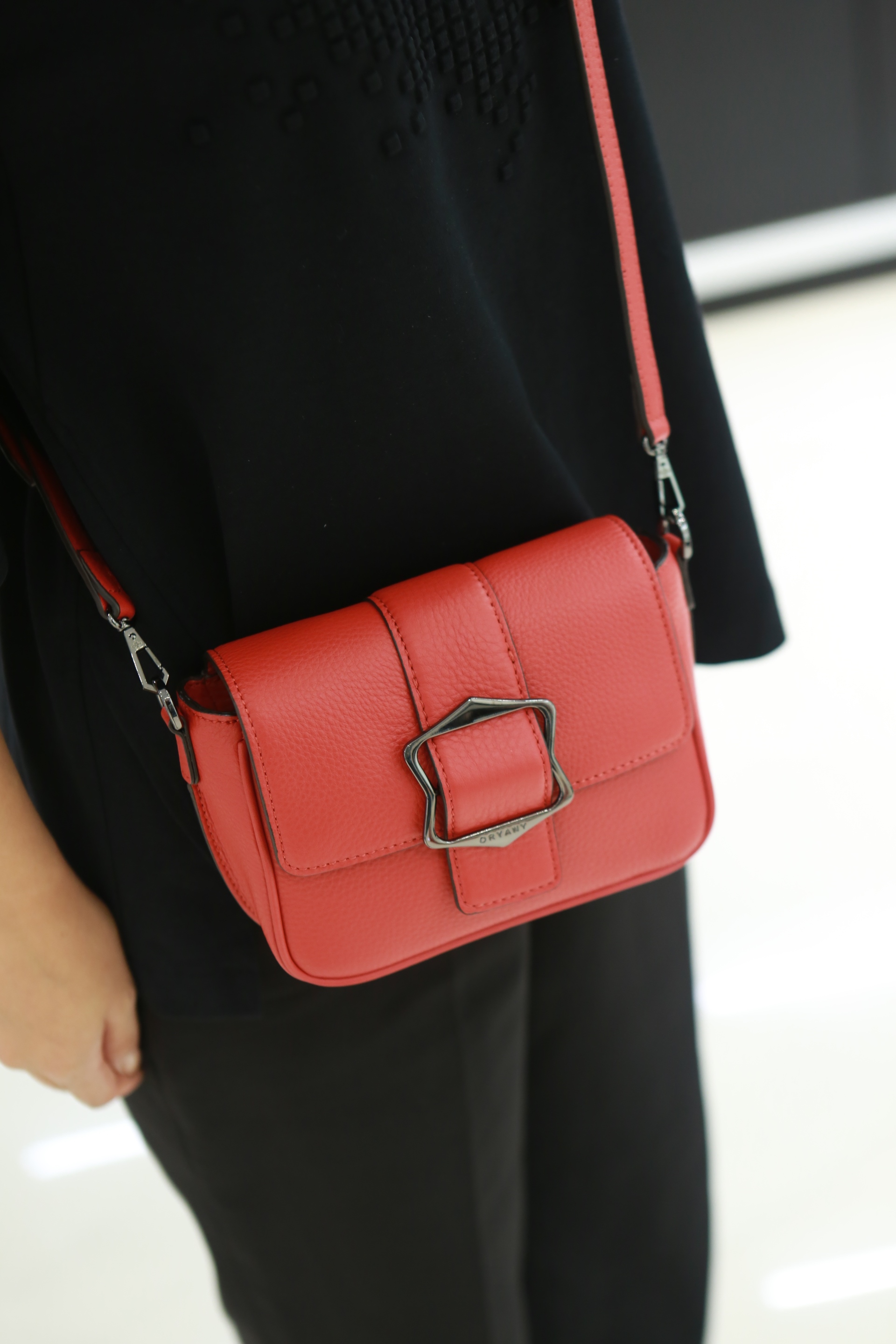 New Oyani Jerome mini flap cross back lava red O7F