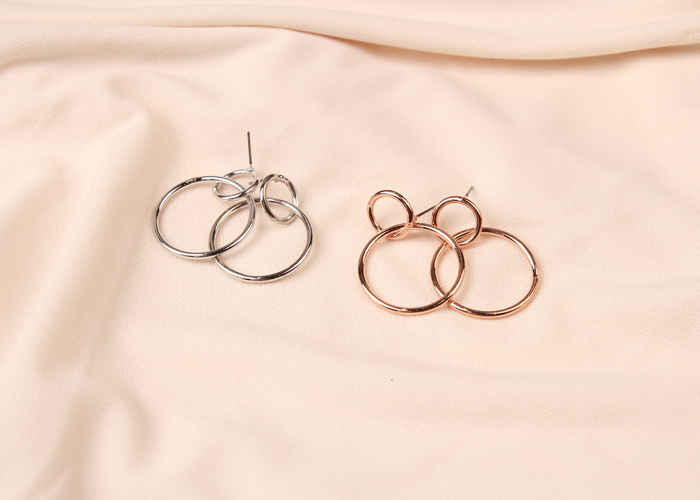 Celina Earring Drop Earring Bold One Point