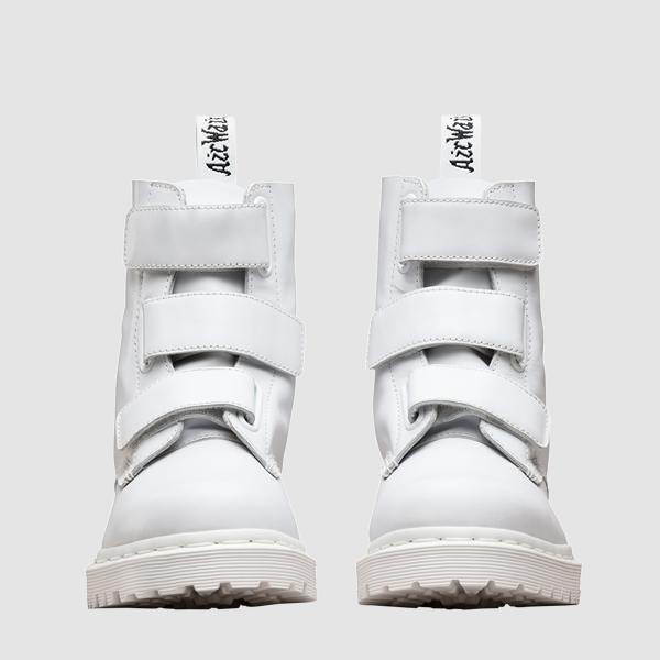 NEW WOMEN WALLKER BOOTS Dr. Martin Corelia White 2