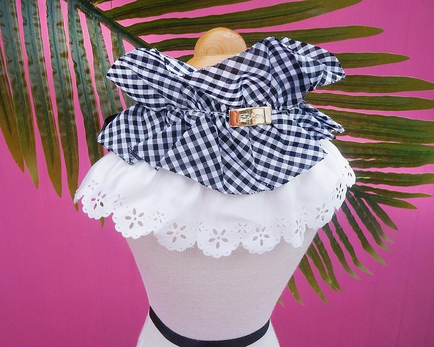 NEW DOG FASHION Check Cape Puppy Scarf Necklace Ne