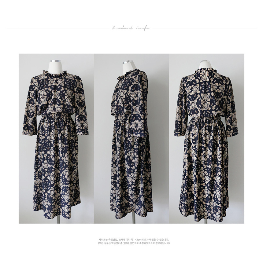 Feminine One Piece Wedding Pretty Chiffon Frill Ne