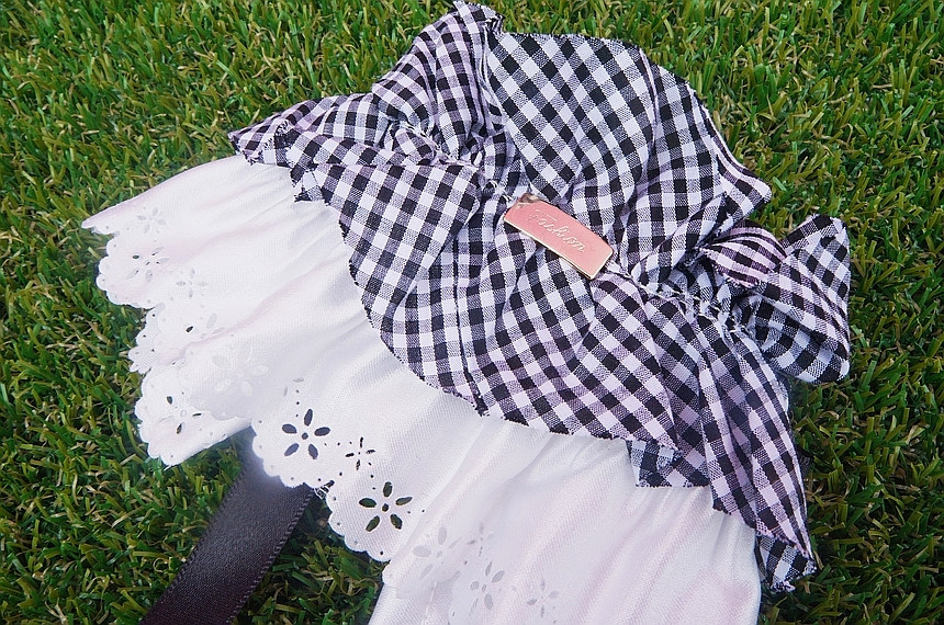 NEW DOG FASHION Check Cape Puppy Scarf Necklace Ne