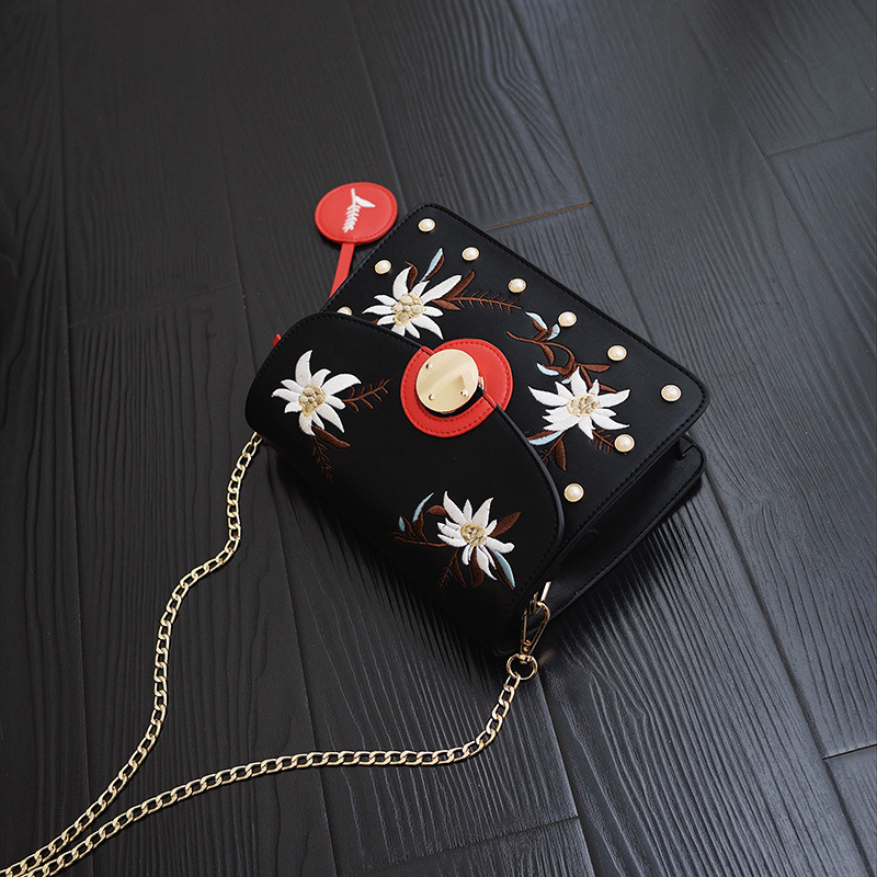 New embroidered pattern cross chain mini bag 20 ba