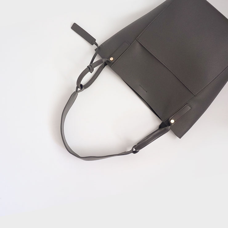 New Women's Bags Resin Hello Bucket Shoulder Ba