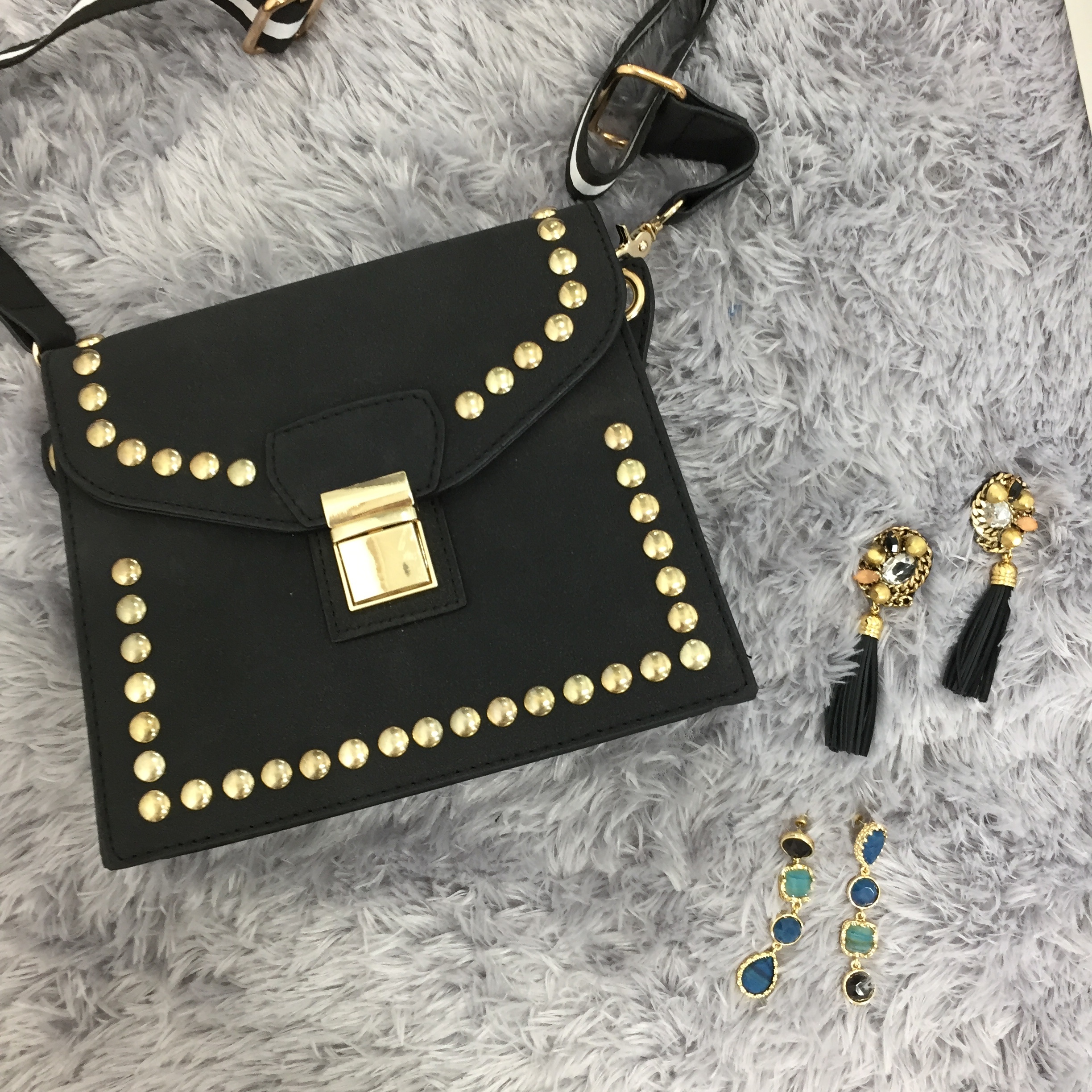 New Styling Point Black Stud Mini Cross Back Coord