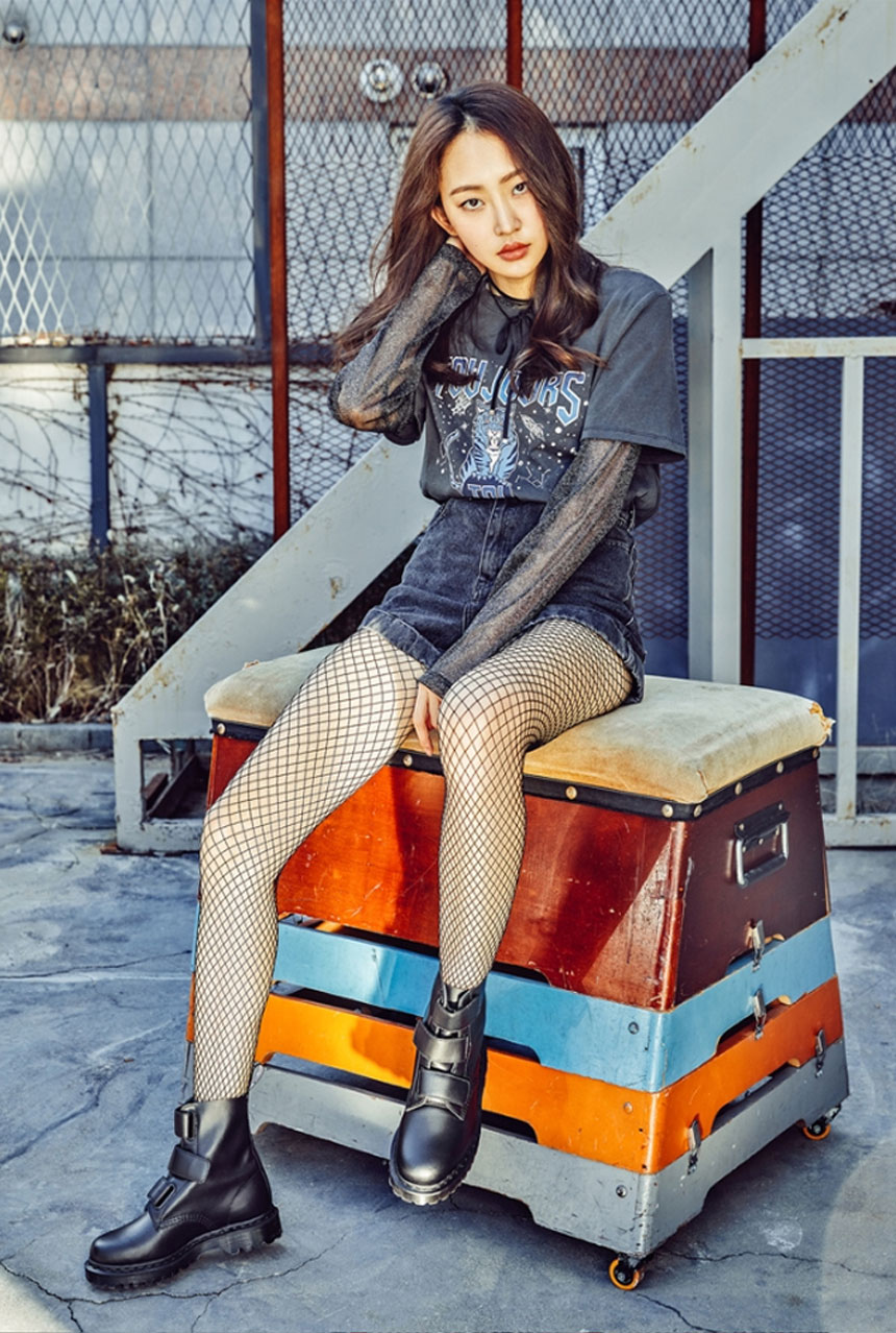 NEW MEN WALLKER BOOTS Dr. Martin Corelia student s