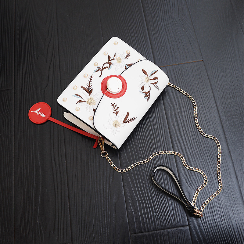 New embroidered pattern cross chain mini bag 20 ba