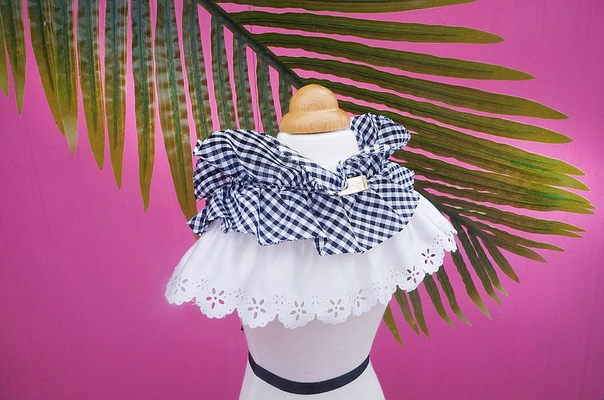 NEW DOG FASHION Check Cape Puppy Scarf Necklace Ne