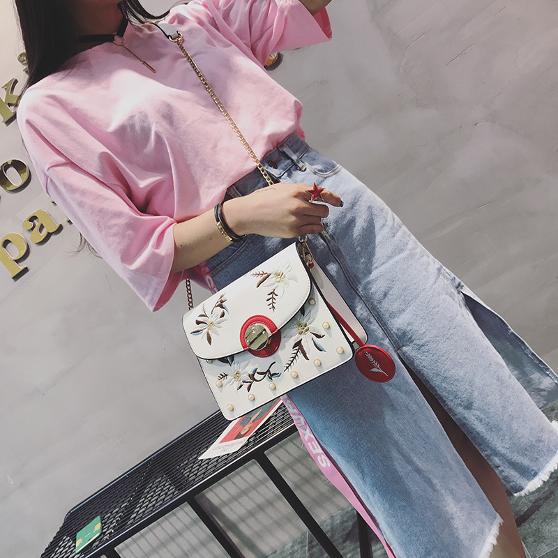 New embroidered pattern cross chain mini bag 20 ba