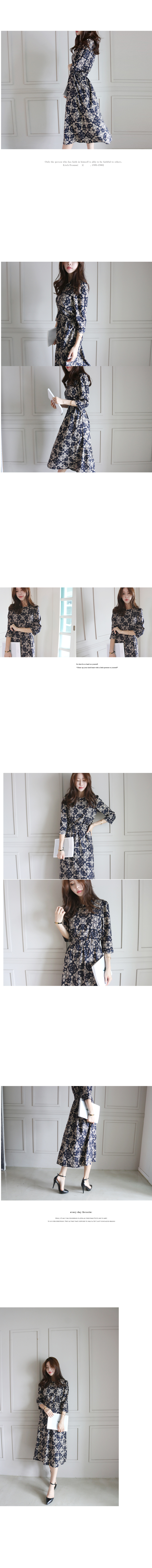 Feminine One Piece Wedding Pretty Chiffon Frill Ne