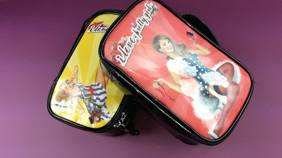 New Enamel Illustration Cosmetic Pouch Collection 