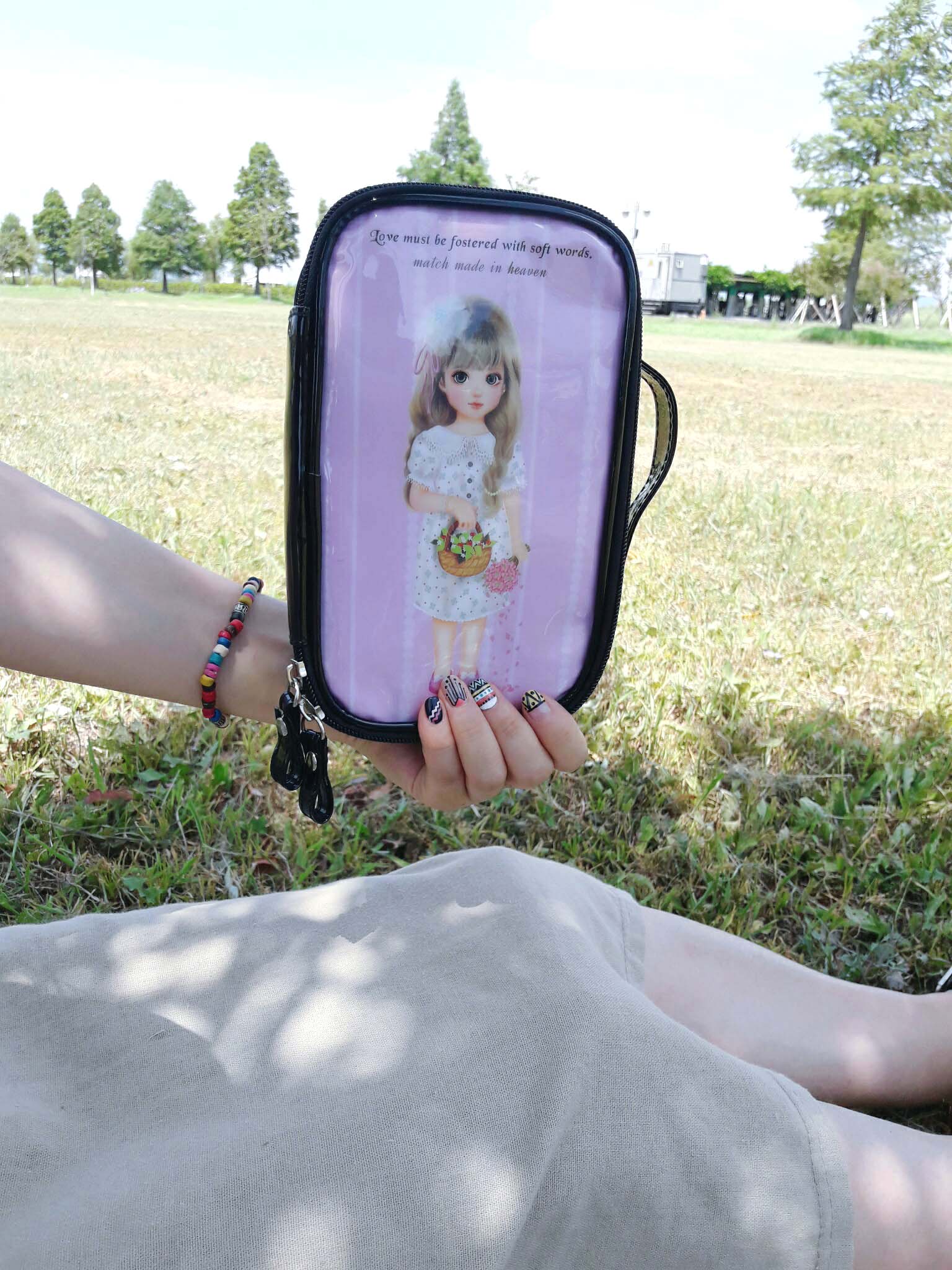 New Enamel Illustration Cosmetic Pouch Collection 