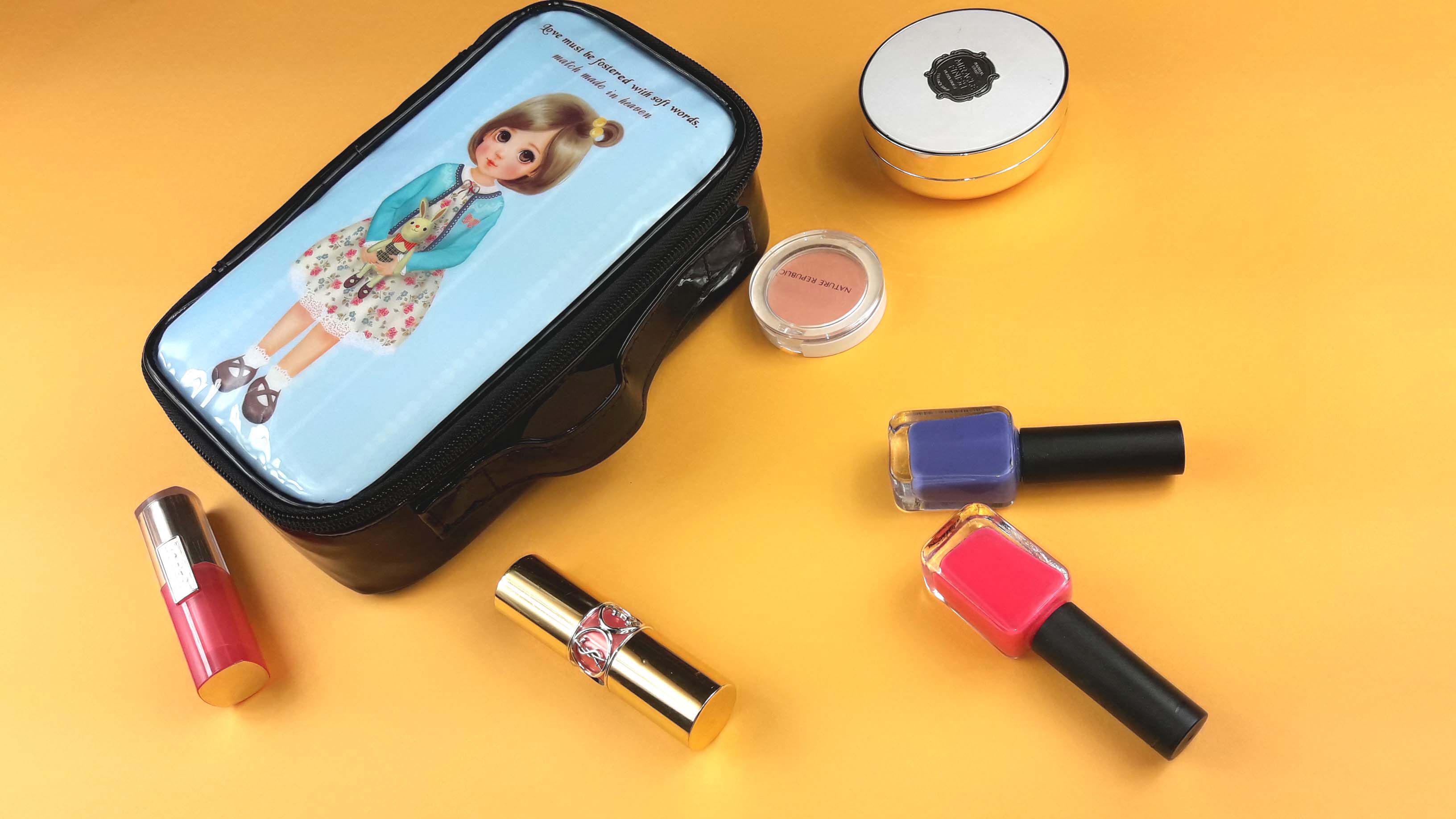 New Enamel Illustration Cosmetic Pouch Collection 