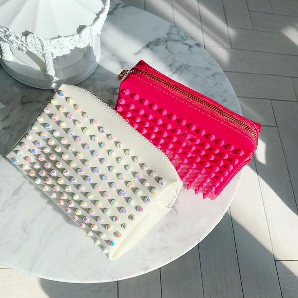 New Louboutin Pouch 2.col Unique Item 30 Female St