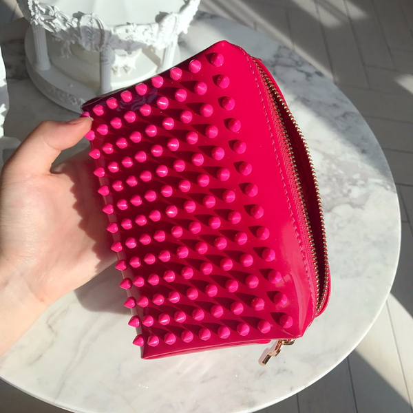 New Louboutin Pouch 2.col Unique Item 30 Female St