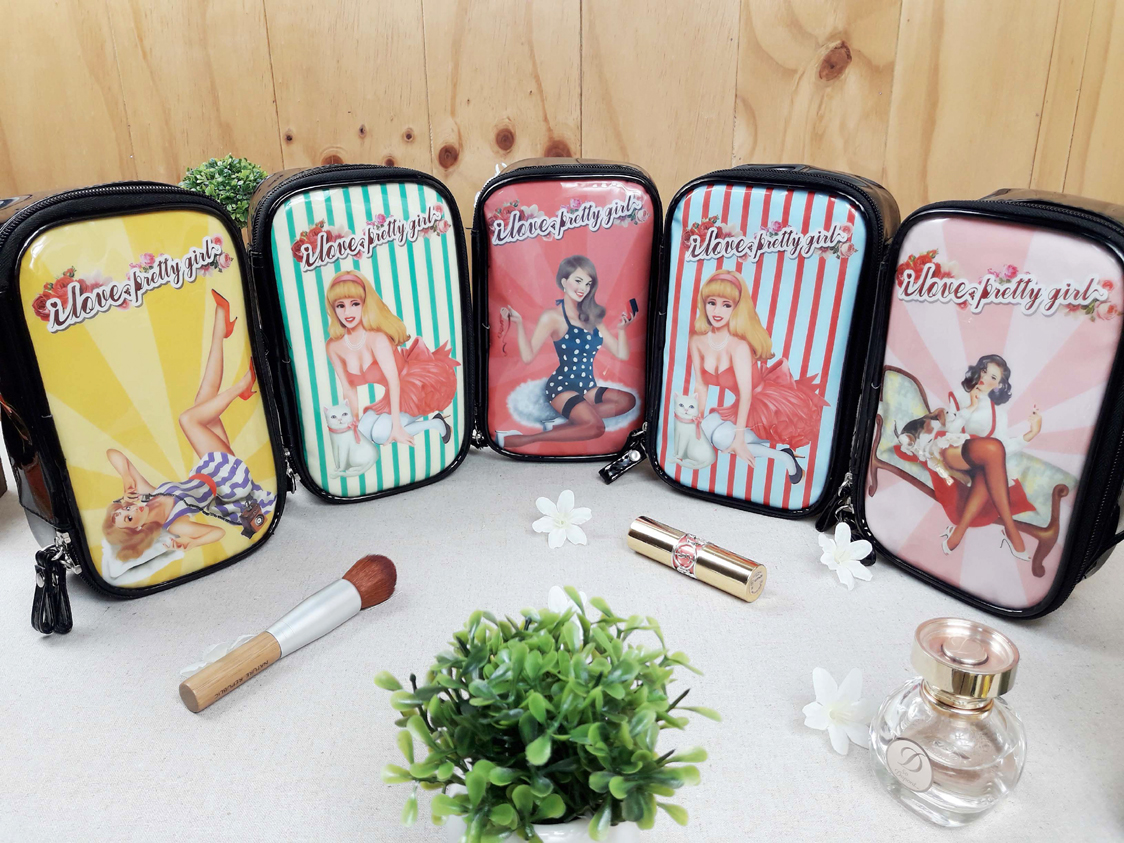New Enamel Illustration Cosmetic Pouch Collection 