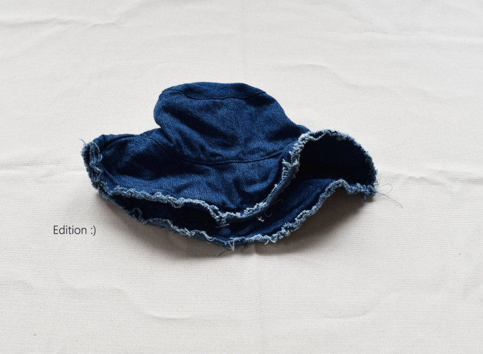 Edition Vintage Bullfighting Blue Khaki White Chil