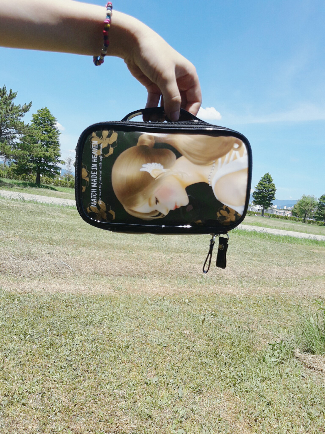 New Enamel Illustration Cosmetic Pouch Collection 