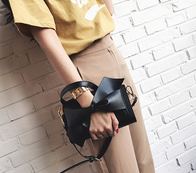 New King Ribbon Clutch Cross Mini Bag Beautiful Ba