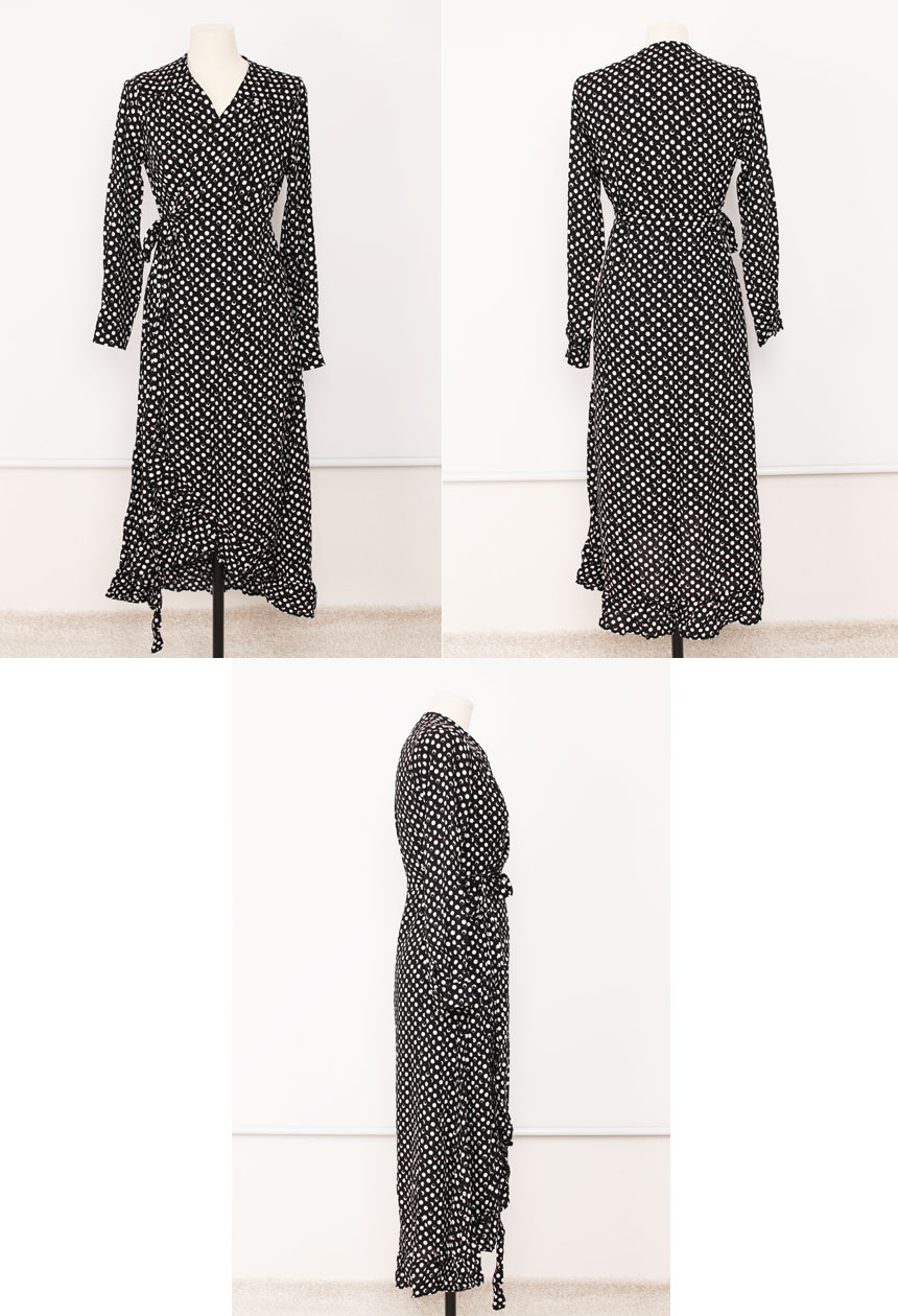 Long-sleeved chiffon dress with dots unfurled