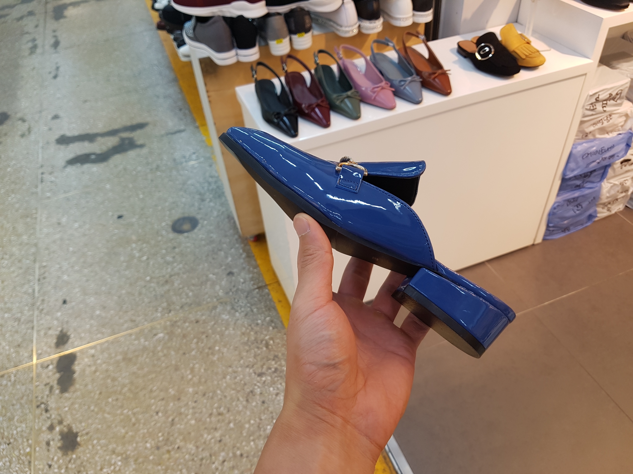 New Chain Decoration Anamel Blower 3cm Black Blue 