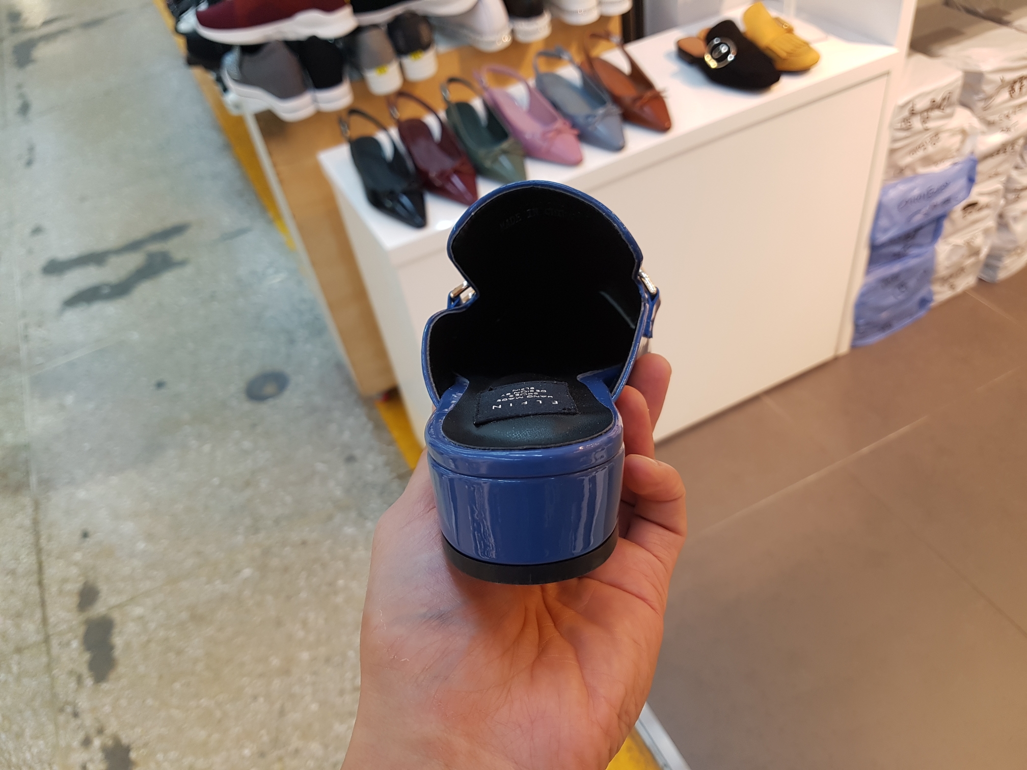 New Chain Decoration Anamel Blower 3cm Black Blue 