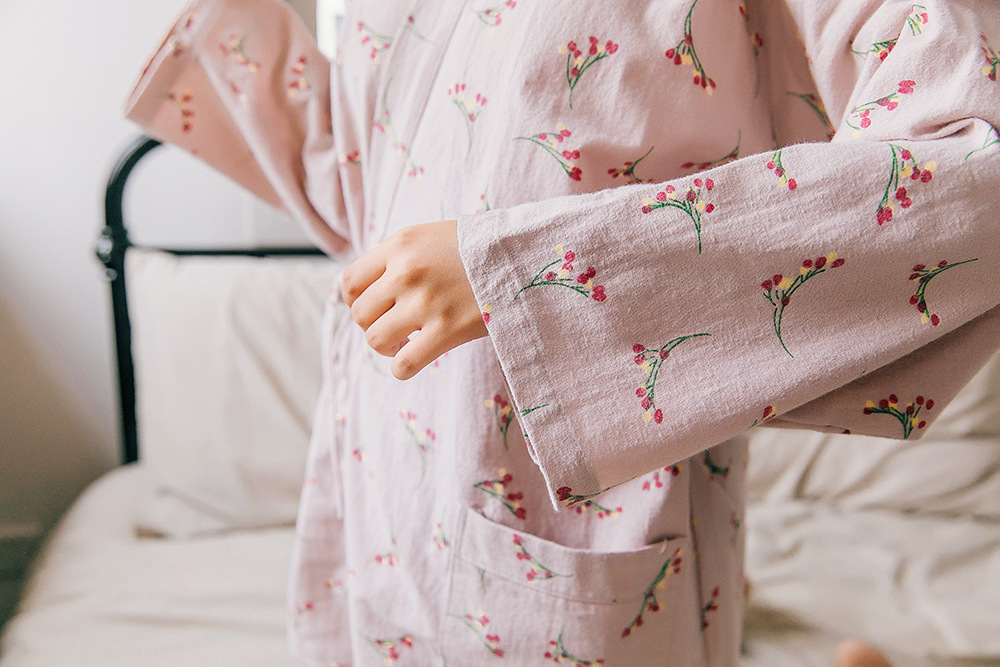 New imported fine flower Yukata couple pajamas hon