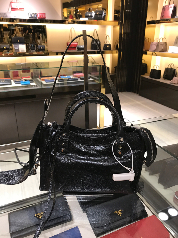 New Luxury Gallery Valencia Classic Mini City Bag 
