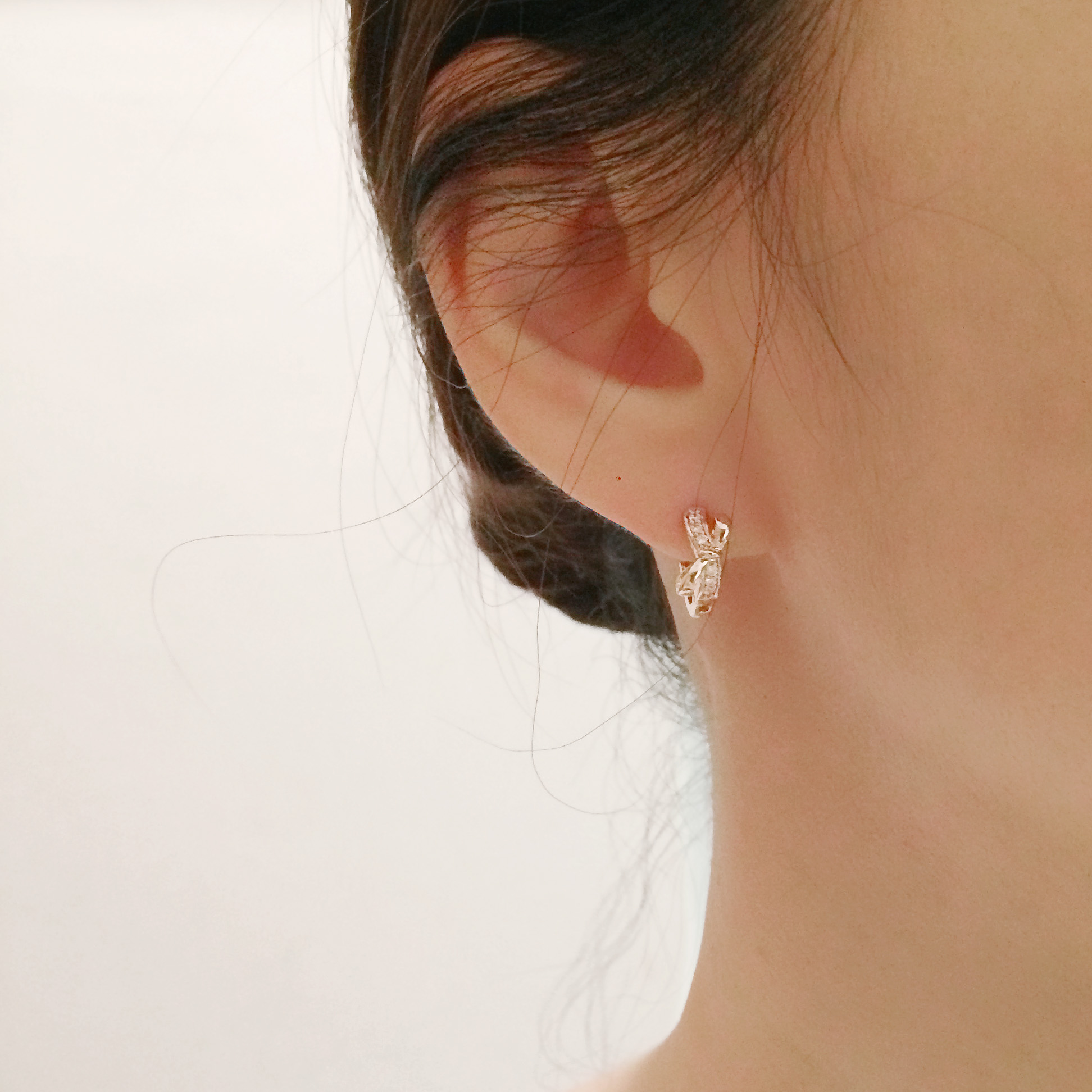 Gold pin ribbon ribbon ring One-touch earrings 14k