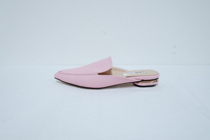 New Simple Gold Decoration Blower Autumn Statue