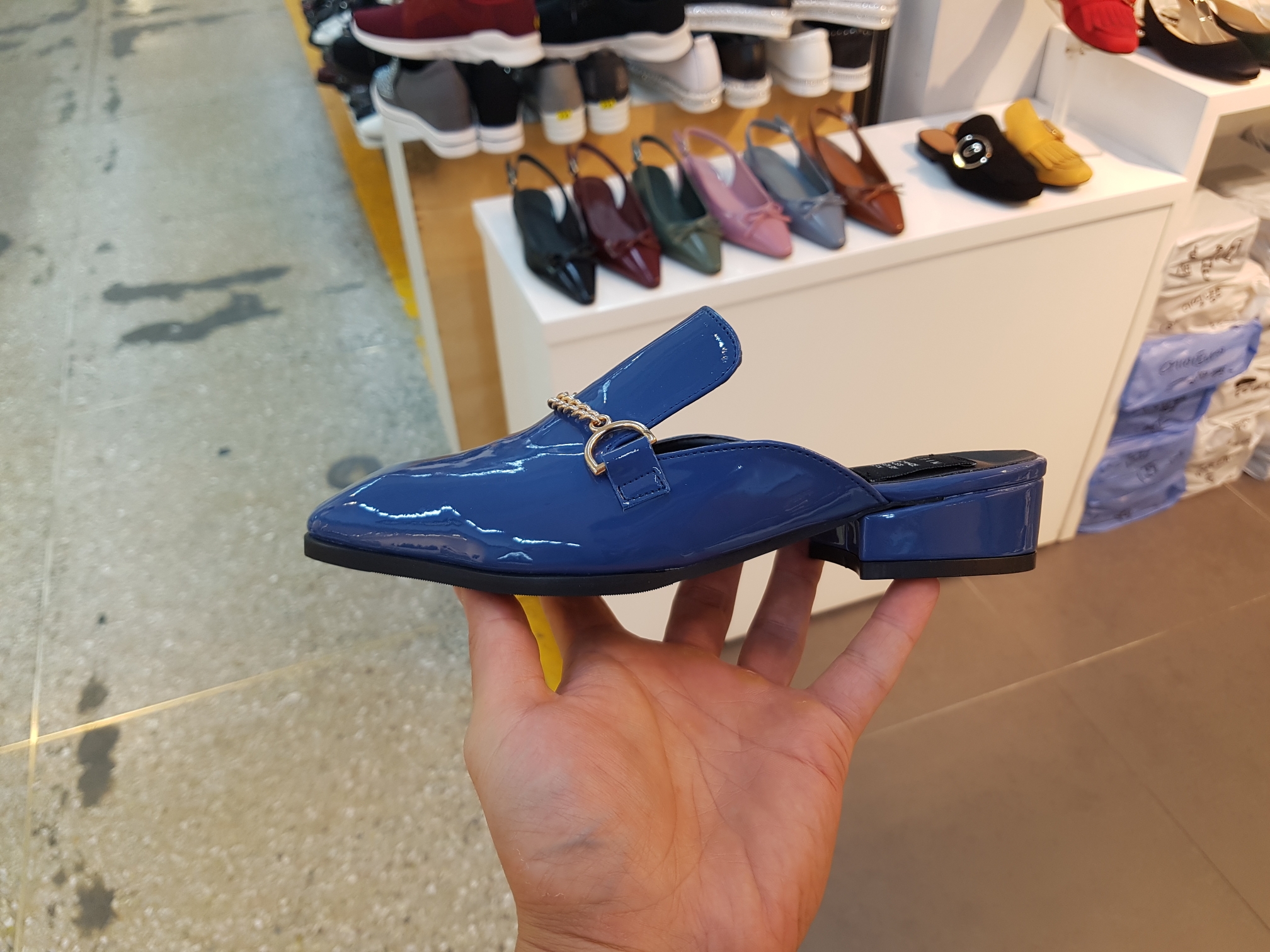 New Chain Decoration Anamel Blower 3cm Black Blue 