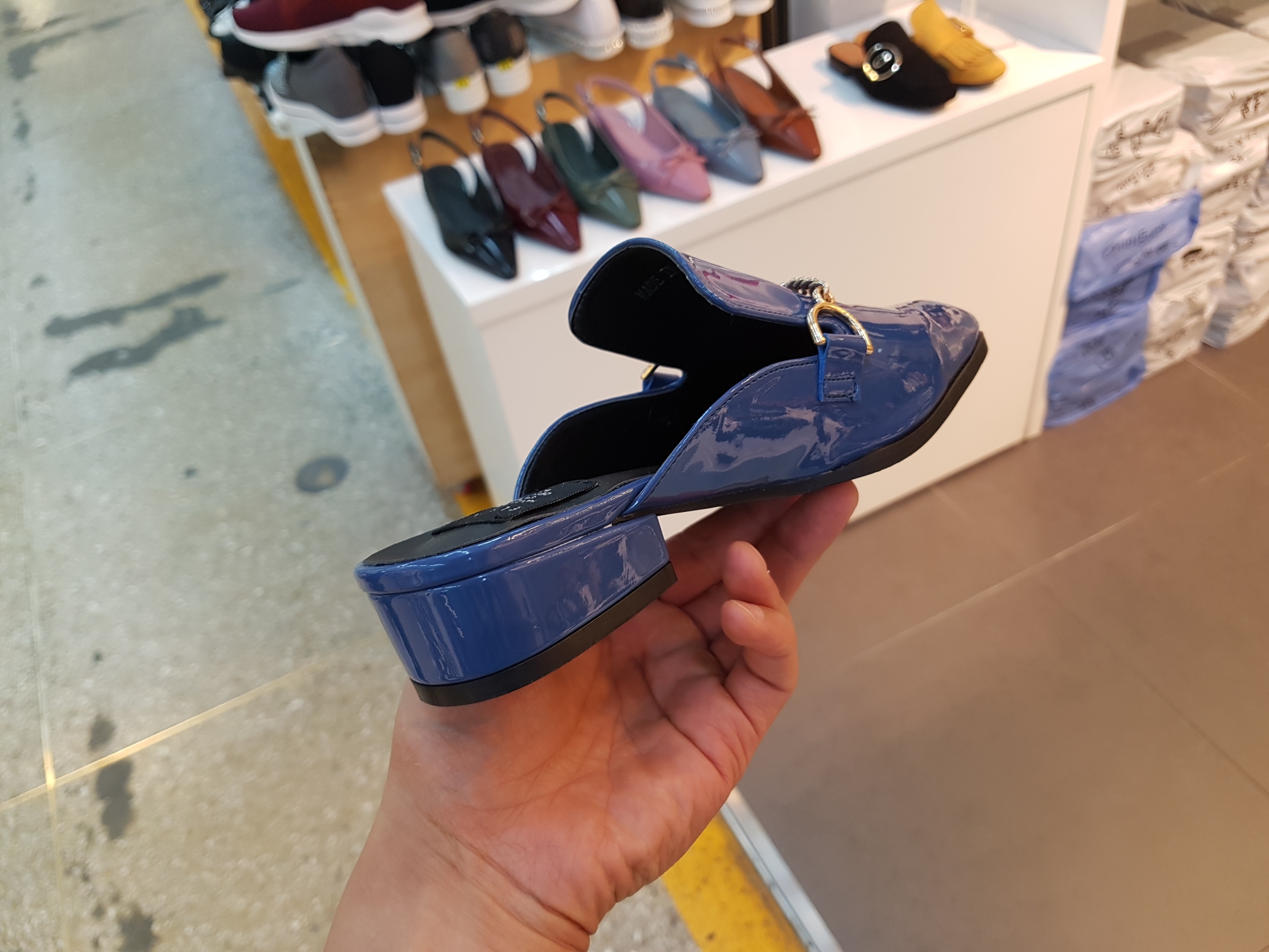 New Chain Decoration Anamel Blower 3cm Black Blue 