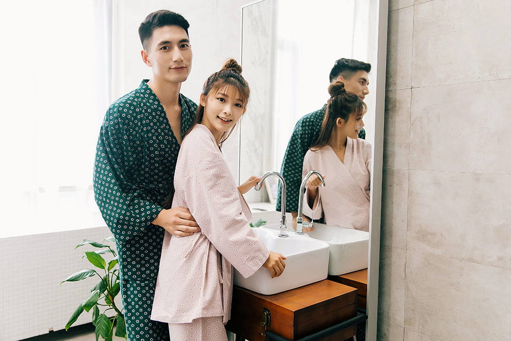 New imported fine flower Yukata couple pajamas hon